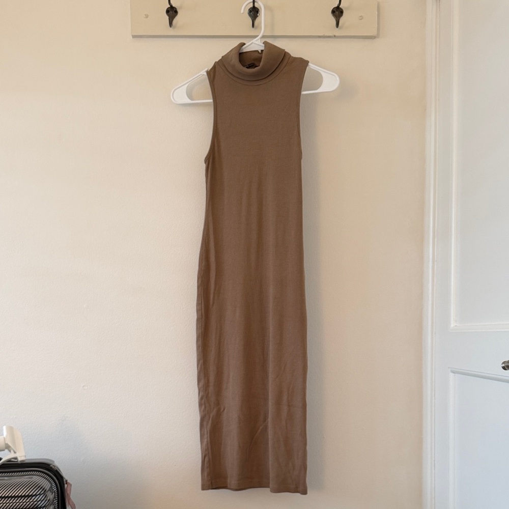 Zara Sleeveless Brown Midi Dress